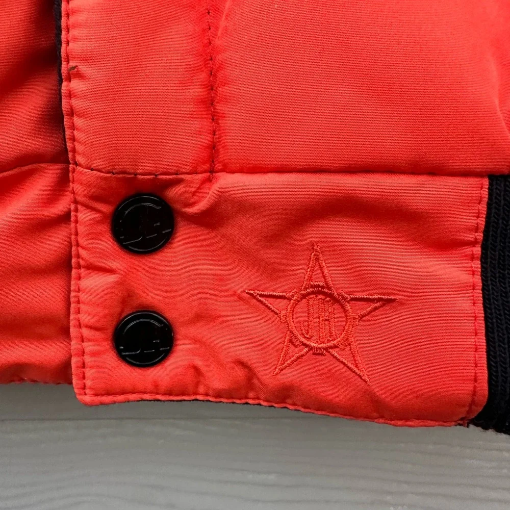 NHL Philadelphia Flyers Reversible Jacket - Picture 10 of 16